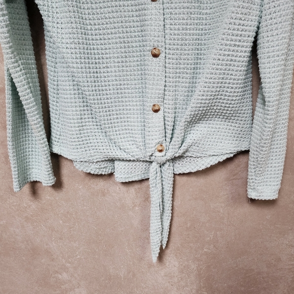 Another Reasons Long Sleeves Button Front Knit Sweater With Bottom Tie Sz Large - Picture 3 of 9